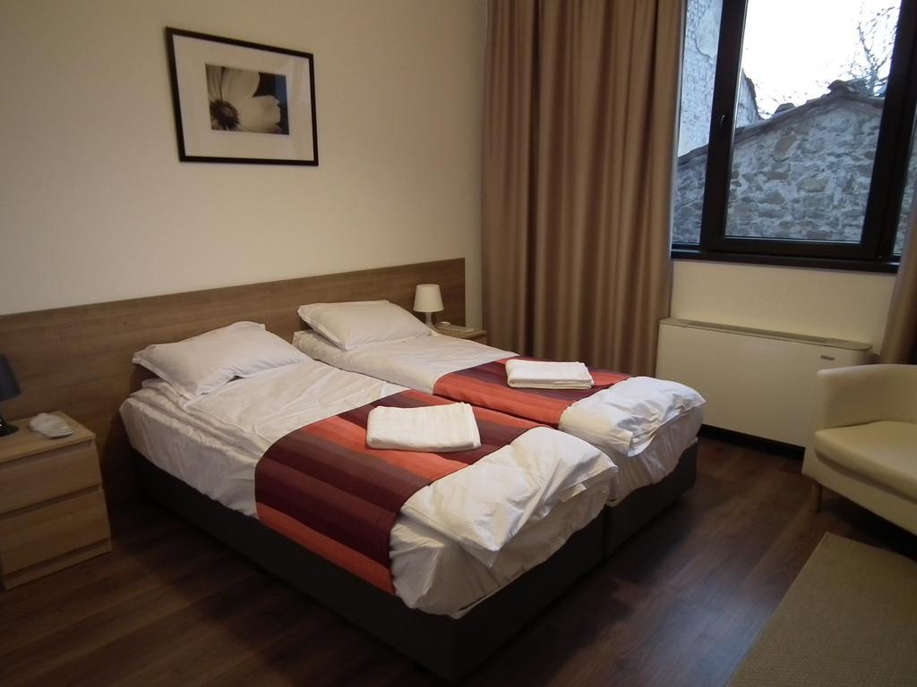 Lion Guest House 벨리코 터르노보 외부 사진