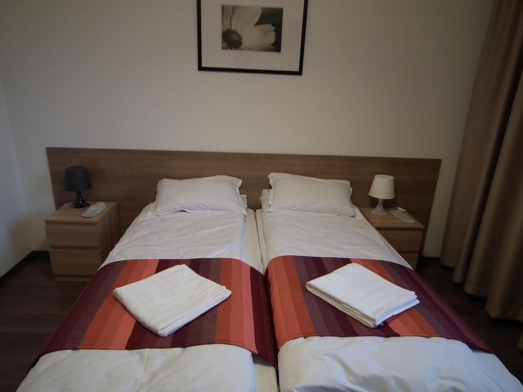 Lion Guest House 벨리코 터르노보 외부 사진